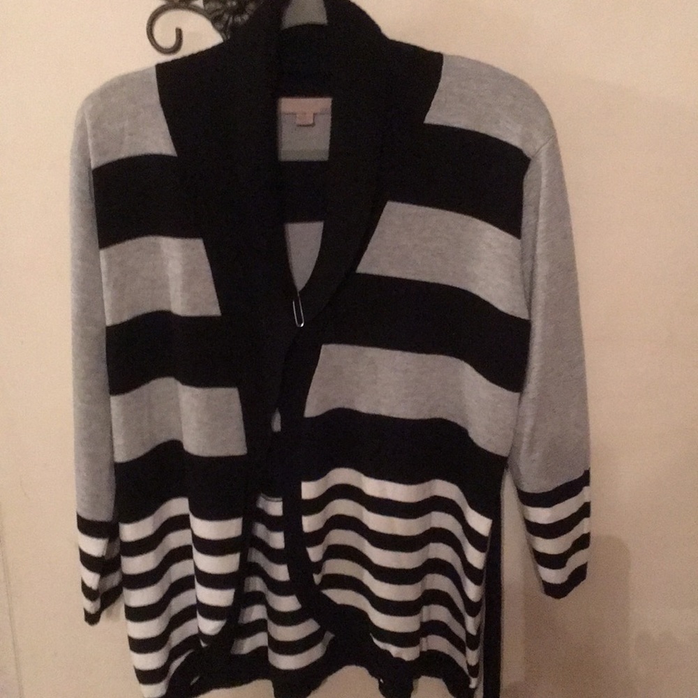 Women’s cardigan black and gray Size XL